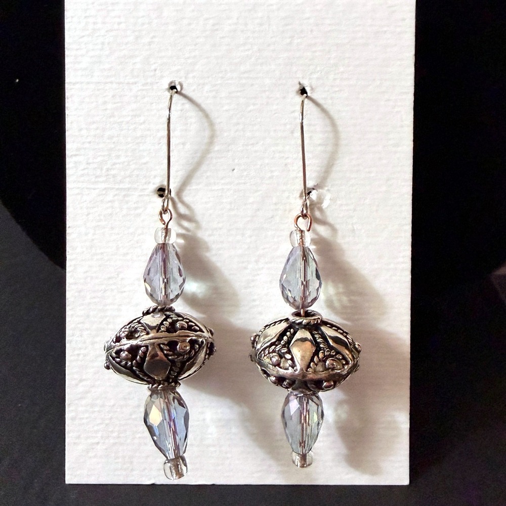 Silver tone Filigree Iridescent Crystal Drop Earrings Stephanie Aune Artist 3014